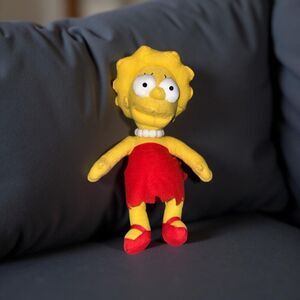 2018 Lisa Simpson Plush Dolls Toys Stuffed Animals Universal Studios 13”